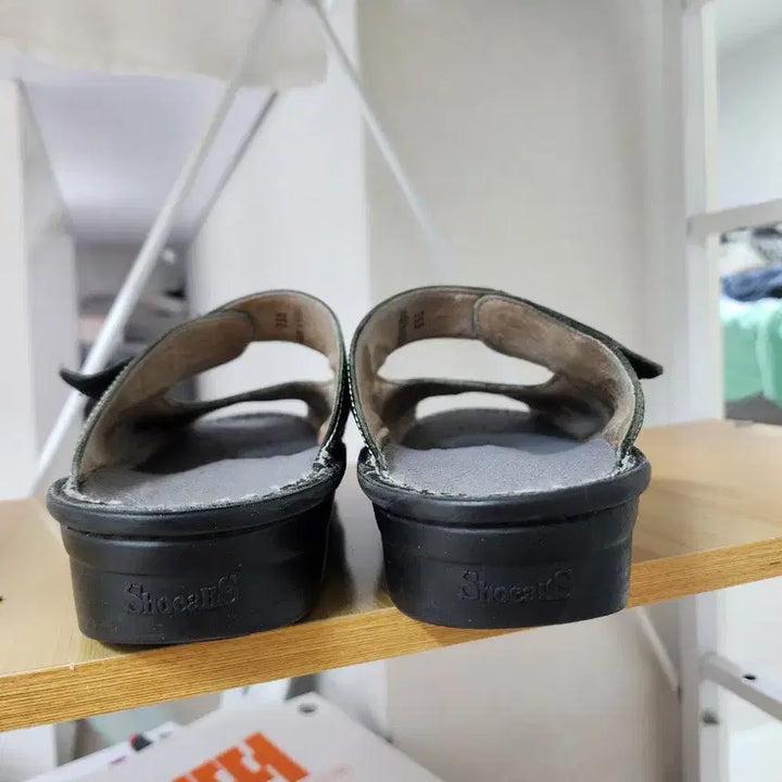 [BUNJANG] Shoesoles Slippers (Size 255) / 슈올즈 슬리퍼 (사이즈255) 사용1년