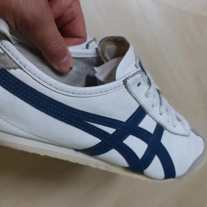 [SOLD OUT] ONITSUKA TIGER  S급 멕시코 66 흰/남 260mm