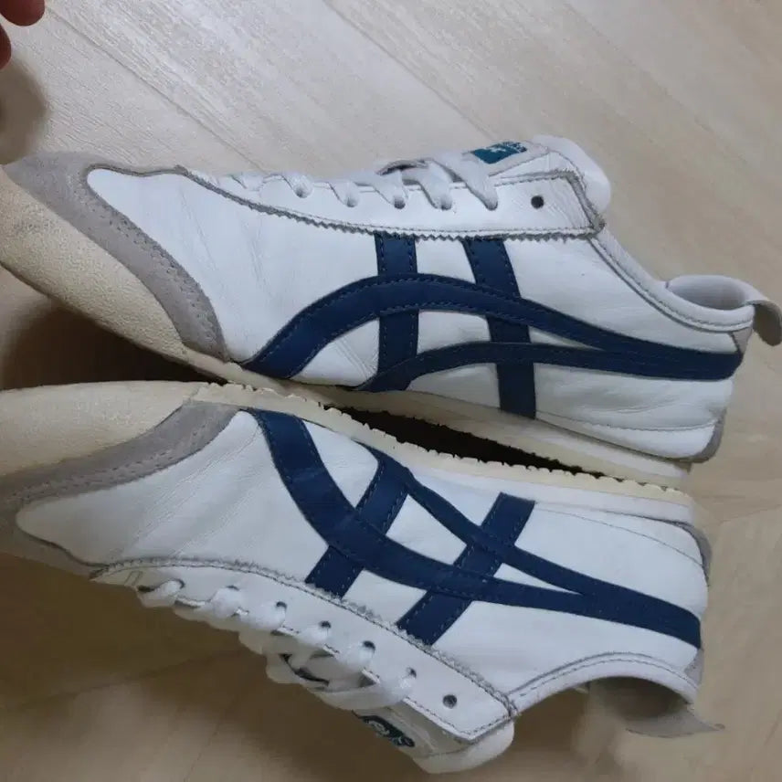 [SOLD OUT] ONITSUKA TIGER  S급 멕시코 66 흰/남 260mm