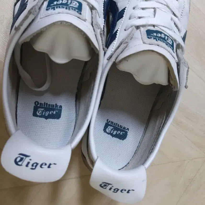 [SOLD OUT] ONITSUKA TIGER  S급 멕시코 66 흰/남 260mm