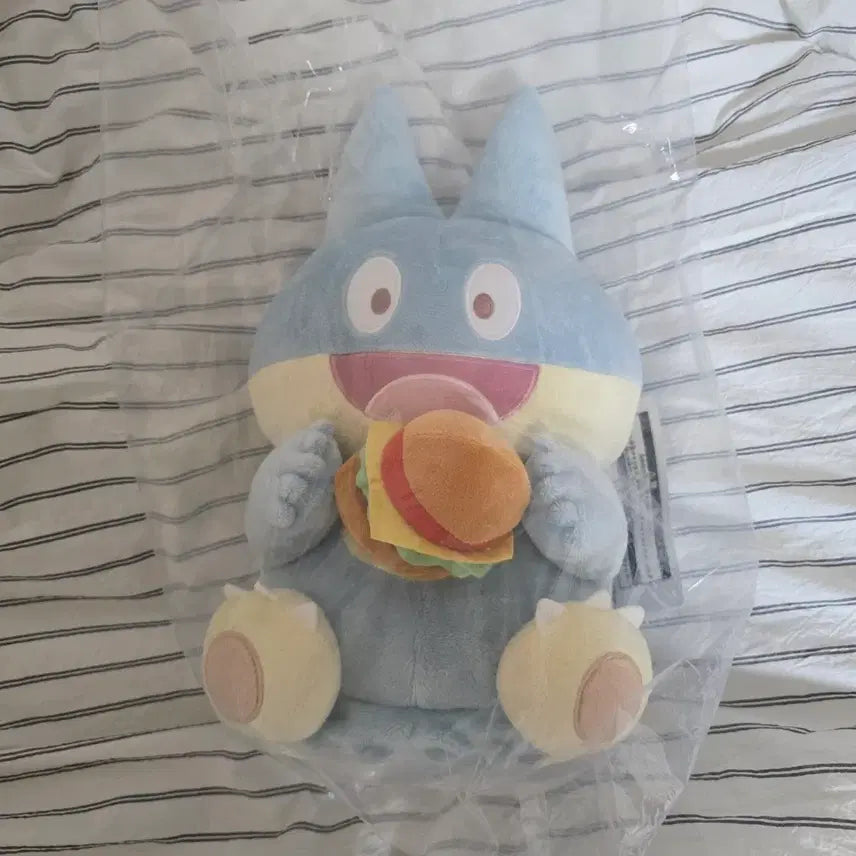 [SOLD OUT] 포켓몬스터 쿠지 a상 먹고자 팝니다!