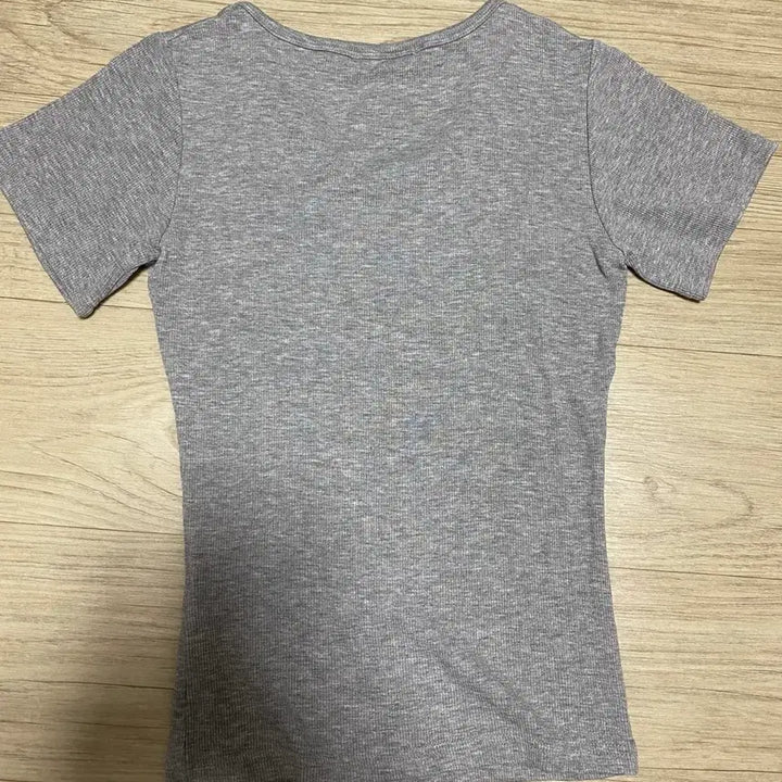 [BUNJANG] Baideli V-Neck Ribbed Short Sleeve T-Shirt / 브이넥 골지 반팔티
