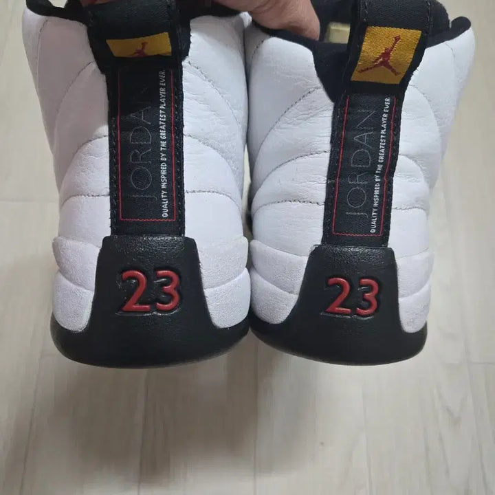 [SOLD OUT] 에어조던 12 레트로 택시 265mm