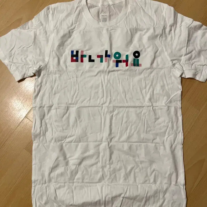 [BUNJANG] Apple Garosugil Store Opening Commemorative T-shirt / 가로수길 애플스토어 오픈기념 티셔츠