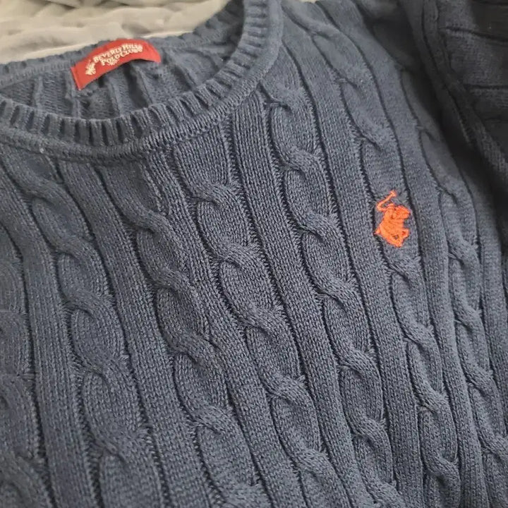[BUNJANG] Beverly Hills Polo Club Cable Knit Navy Sweater / 베벌리힐스 폴로클럽 케이블 니트 네이비