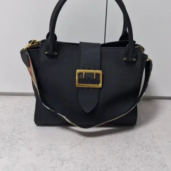 [BUNJANG] Burberry Grainy Buckle Bag Shoulder Bag / 정품 버버리 숄더백 가방/ 버버리 그레이니 버클백