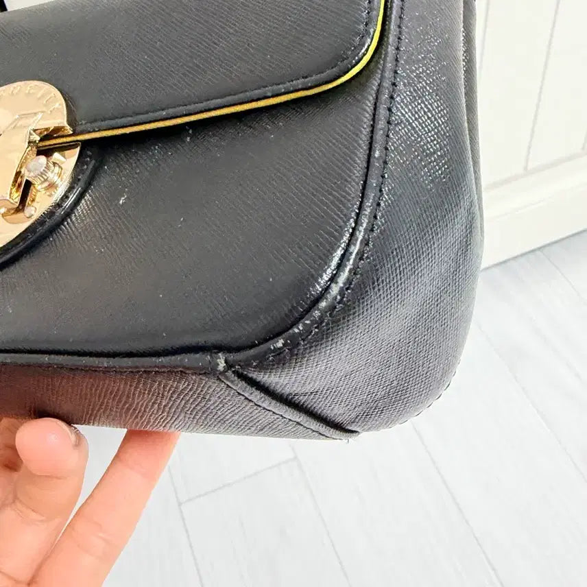 [BUNJANG] Metrocity Chain Crossbody Bag / [정품] 메트로시티 체인 크로스백
