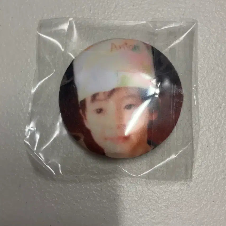 [BUNJANG] RIIZE Anton Pin Button / 라이즈 앤톤 핀버튼