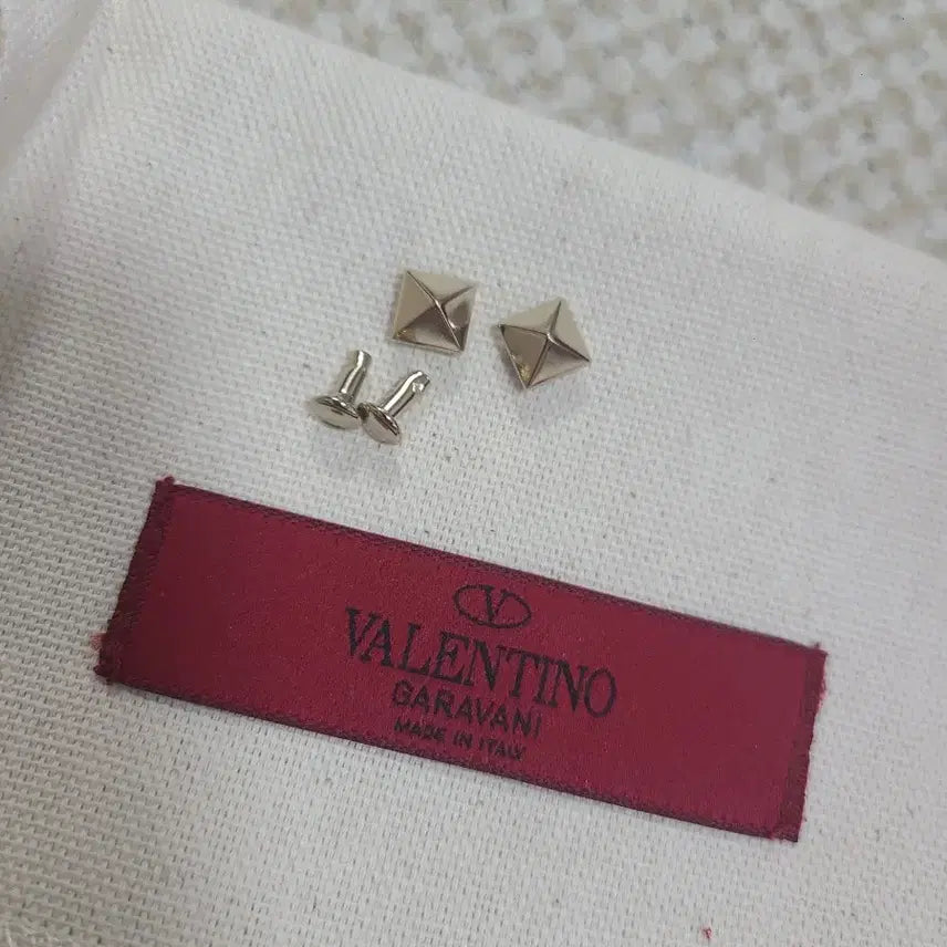 [BUNJANG] Valentino Rockstud Card Holder / (풀구성) 발렌티노 락스터드 카드지갑
