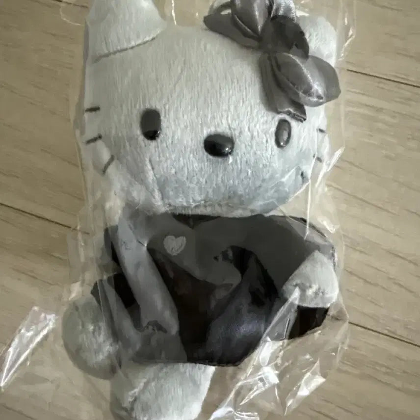 [BUNJANG] Sanrio Black Angel Kitty Sealed / 블랙엔젤 키티 미개봉 판매