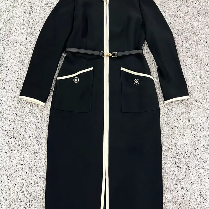 [BUNJANG] MOJO.S.PHINE Long Dress / 정품 모조에스핀(MOJO.S.PHINE)  배색라인 앞지퍼 포켓 롱원피스