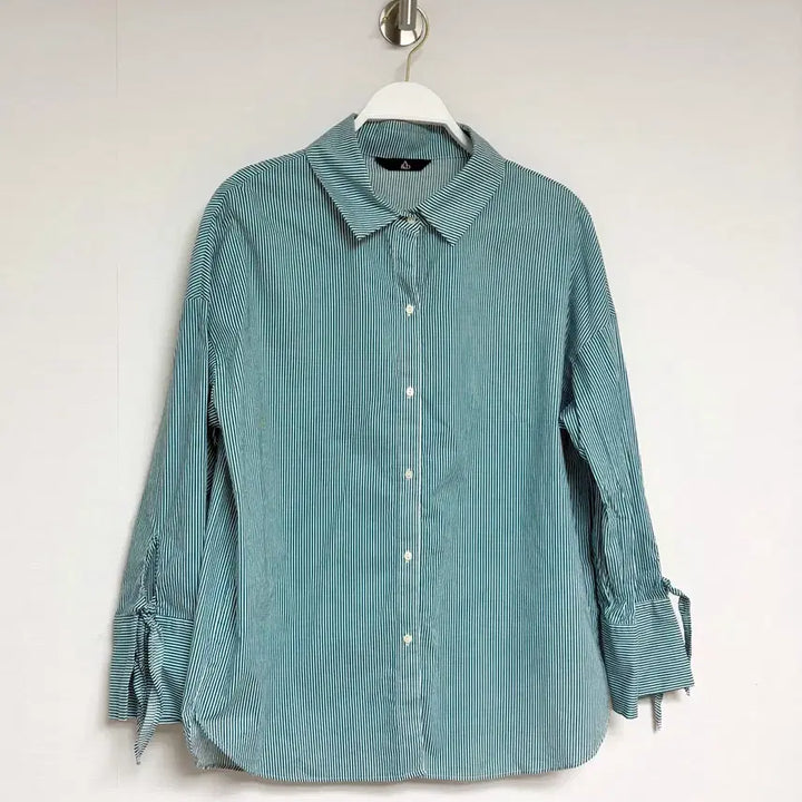 [BUNJANG] A&amp;D Green Stripe Ribbon Sleeve Blouse / A&amp;D 그린 스트라이프 리본 소매 셔츠 블라우스