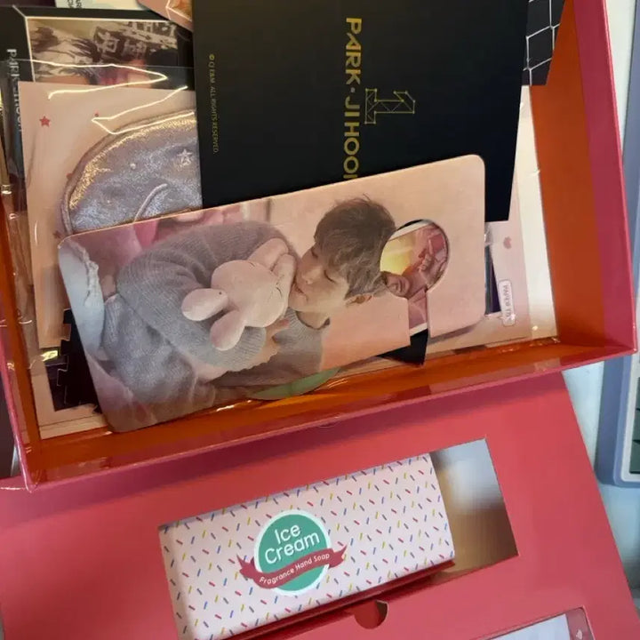 [BUNJANG] Park Jihoon May 1st Kit (Photocard Not Included) Bundle Set / 박지훈 메이 1기 키트 풀세트(포카 미포함)