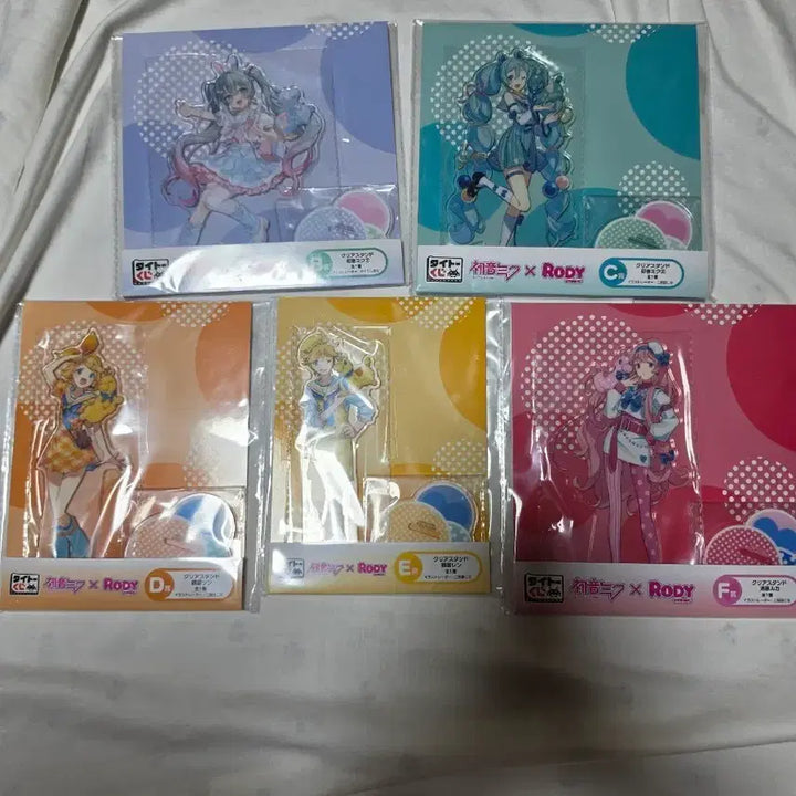 [BUNJANG] Hatsune Miku x Rody Acrylic Stand Set (5 Types) / 하츠네 미쿠 X RODY 쿠지 아크릴 스탠드 5종