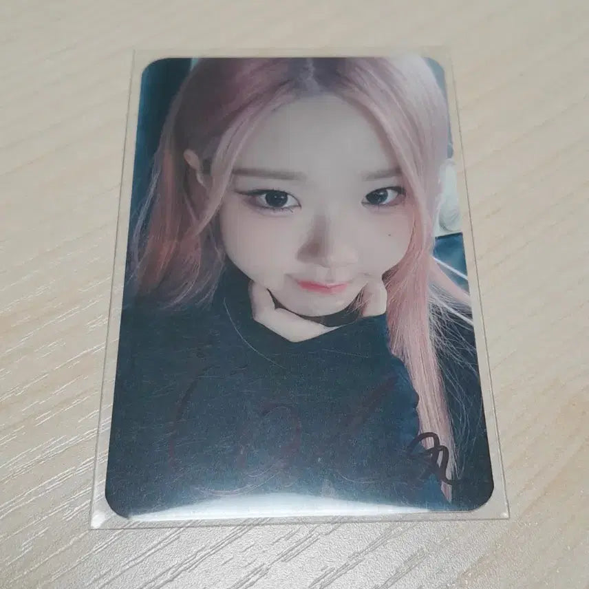 [SOLD OUT] 클라씨 윤채원 싸인포카 미공포