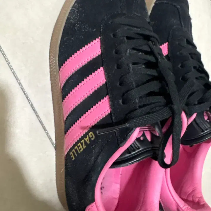 [BUNJANG] Adidas Gazelle Black/Pink Sneakers / 아디다스 가젤 블랙/핑크 스니커즈
