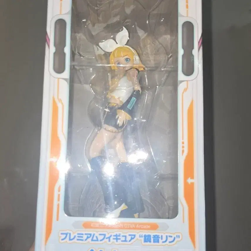 [BUNJANG] Vocaloid Kagamine Rin Premium Classic Figure / 보컬로이드 카가미네 린 프리미엄 고전 피규어