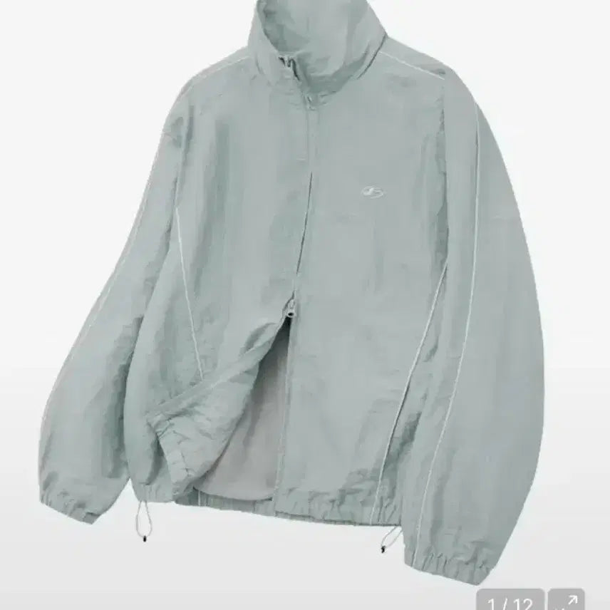 [BUNJANG] Filluminate Windbreaker M Size / 필루미네이트 바람막이 m