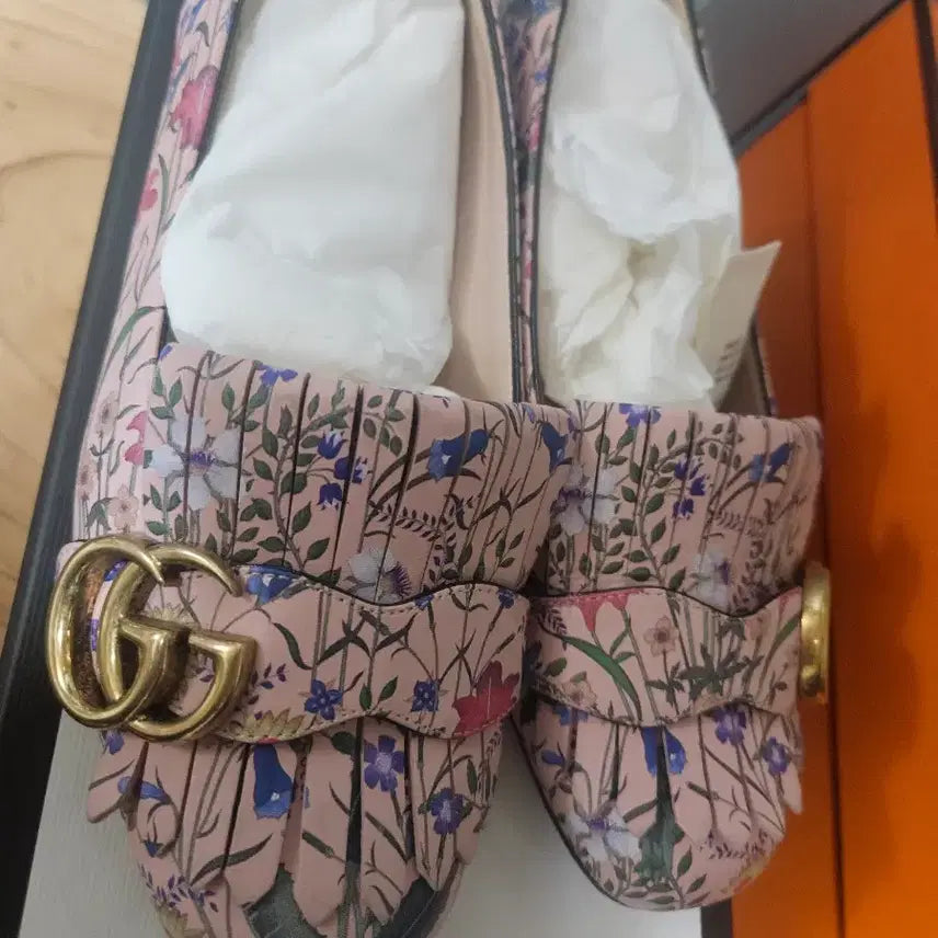 [BUNJANG] Gucci Marmont New Flora GG Flat Loafers / 구찌 마몽  뉴플로라 GG 플랫로퍼
