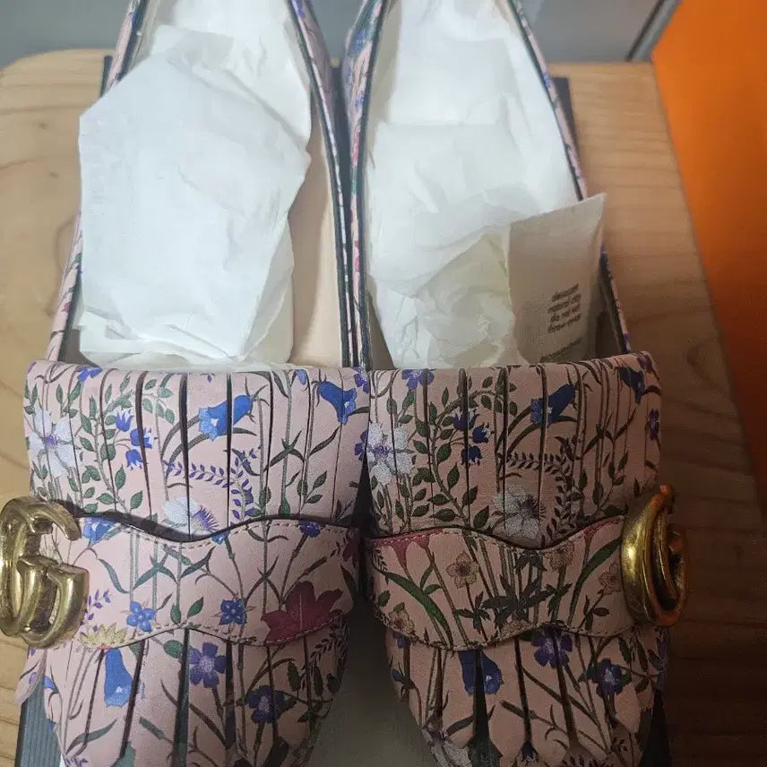 [BUNJANG] Gucci Marmont New Flora GG Flat Loafers / 구찌 마몽  뉴플로라 GG 플랫로퍼