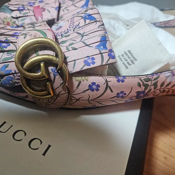 [BUNJANG] Gucci Marmont New Flora GG Flat Loafers / 구찌 마몽  뉴플로라 GG 플랫로퍼
