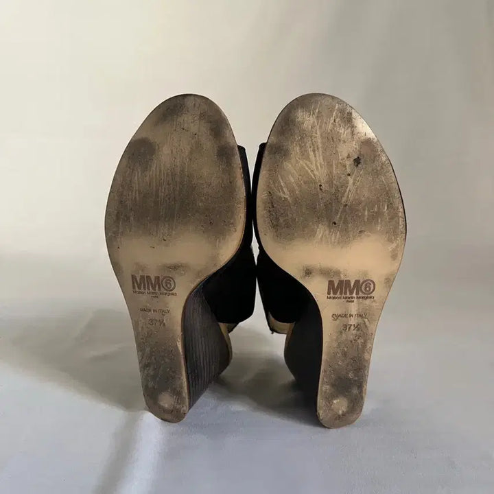 [BUNJANG] Maison Margiela MM6 Cut-Out Wedge Heels / 메종마르지엘라 MM6 컷아웃 웨지힐