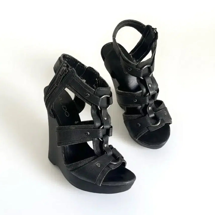 [SOLD OUT] Aldo 00s 하네스 웨지힐