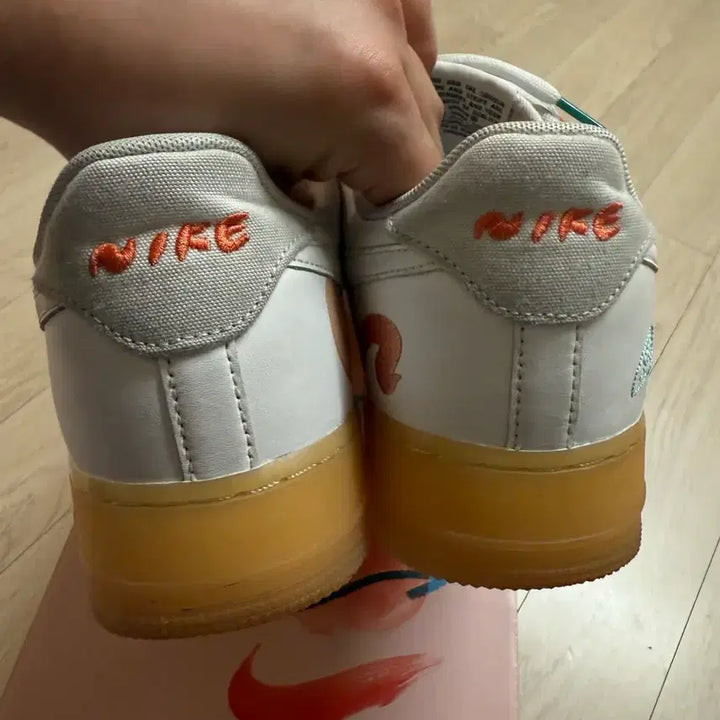 [BUNJANG] Nike Air Force 1 Flyleather Mayumi Yamase Solar Red Sneakers / 나이키 에어 포스 1 플라이레더 마유미 야마세 솔라 레드 285