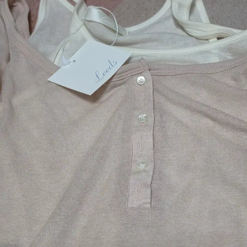 [BUNJANG] Leeds Layered T-Shirt / Leeds 레이어드티 새상품 판매합니다