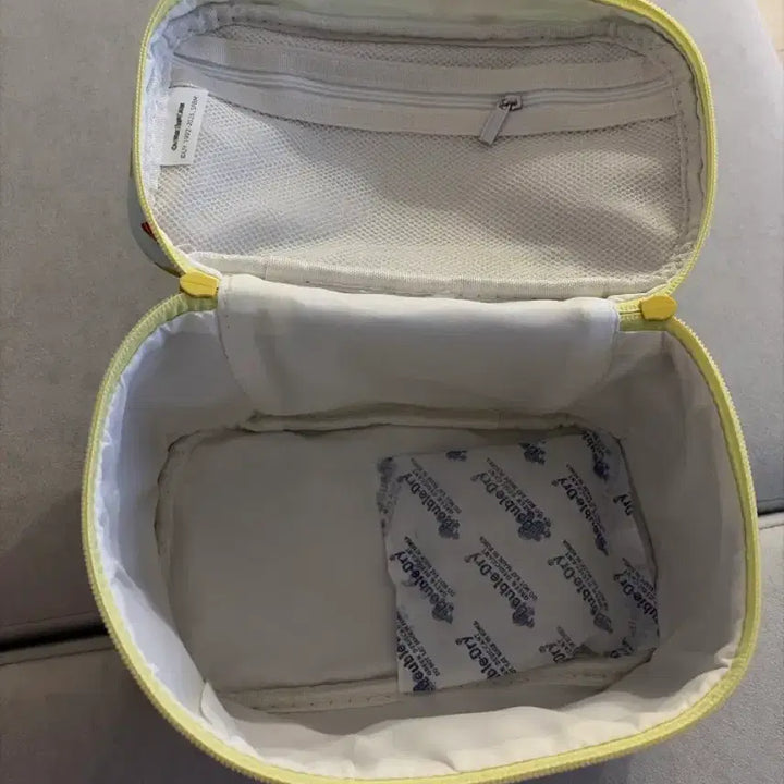 [BUNJANG] Crayon Shin-chan Handle Pouch Bag / 짱구 손잡이 파우치 가방