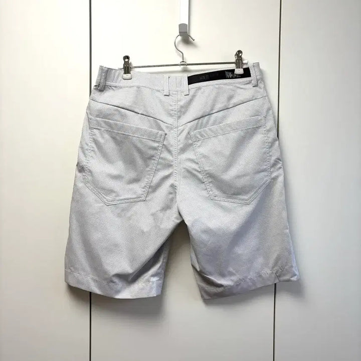 [SOLD OUT] WAAC 왁 남성 잔스트라이프 하프팬츠 골프 반바지