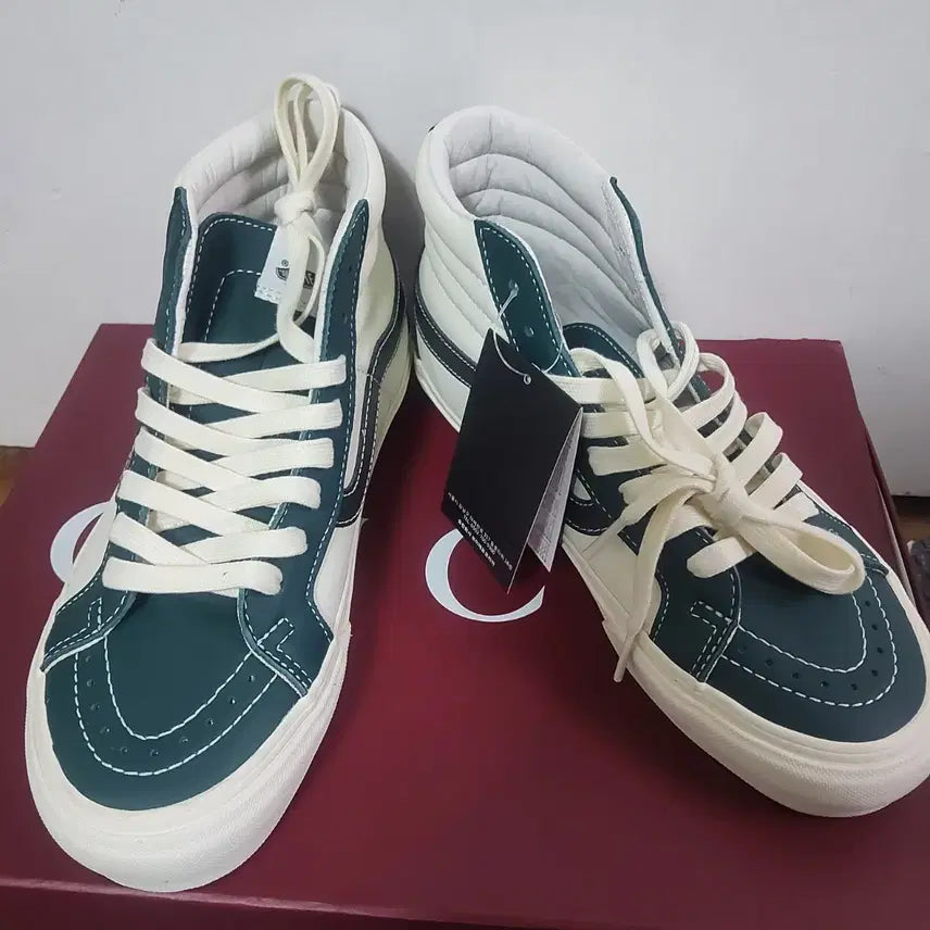 [BUNJANG] Vans Sk8-Hi Evergreen Leather Sneakers / 새상품 반스 sk 8볼트 바이 스케이트 하이 에버그린 레더 250