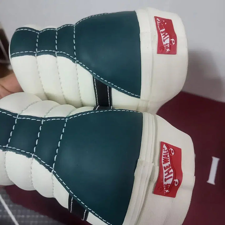 [BUNJANG] Vans Sk8-Hi Evergreen Leather Sneakers / 새상품 반스 sk 8볼트 바이 스케이트 하이 에버그린 레더 250