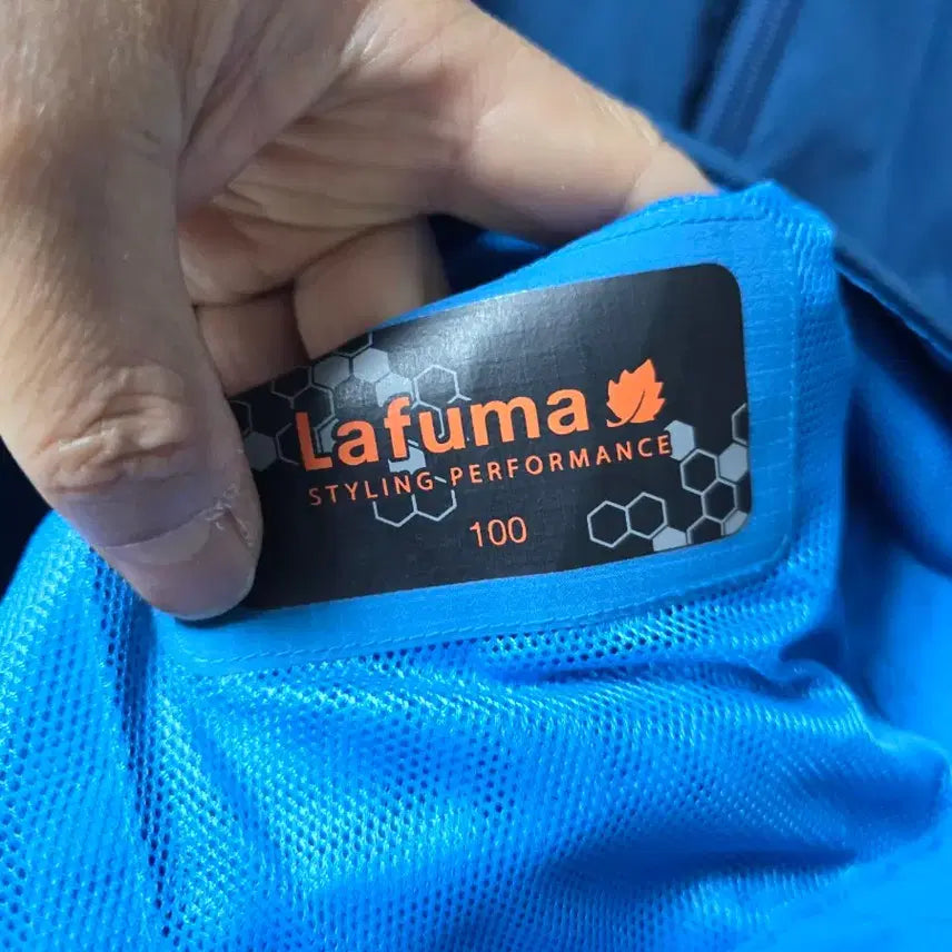 [BUNJANG] Lafuma Lightweight Windbreaker Jacket / 라푸마 경량  바람막이 블루 / 네이비   사이즈 100 얇아서  여름까