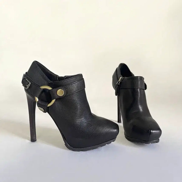 [BUNJANG] Guess 00s Harness Platform Kill Heels / Guess 00s 하네스 가보시 킬 힐