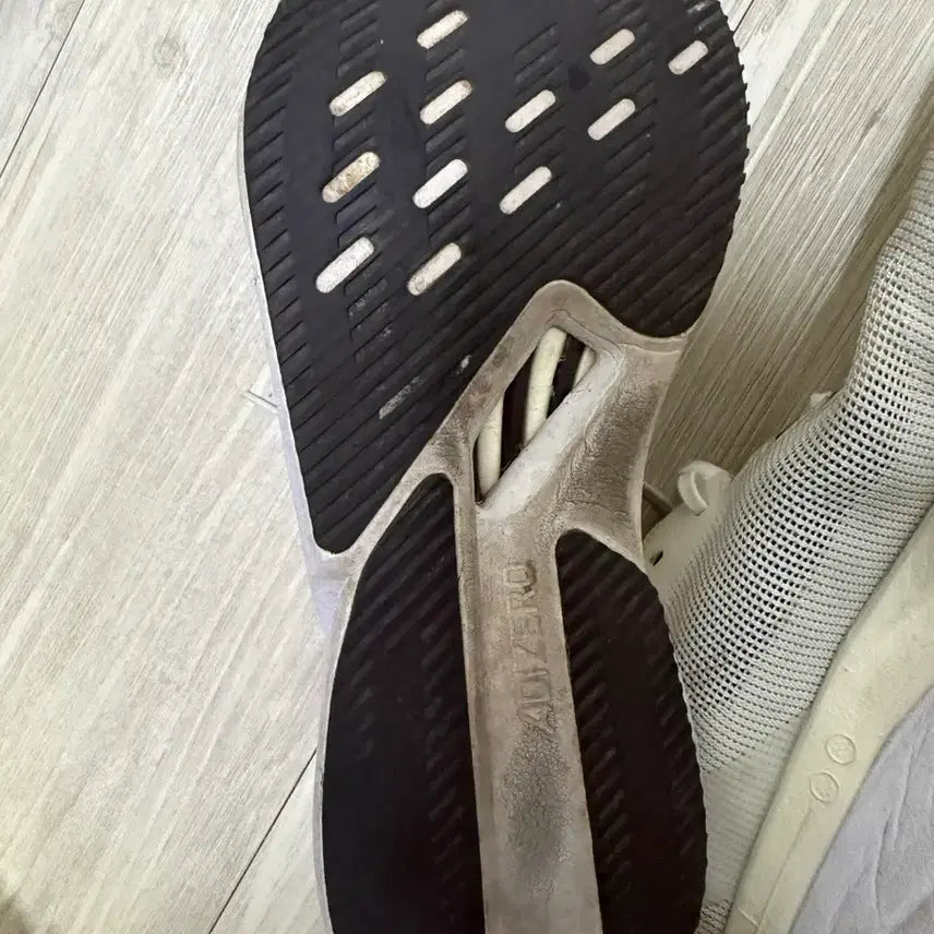 [BUNJANG] Adidas Adizero Boston 12 Running Shoes / 아디다스 아디제로 보스턴 12 러닝화 260