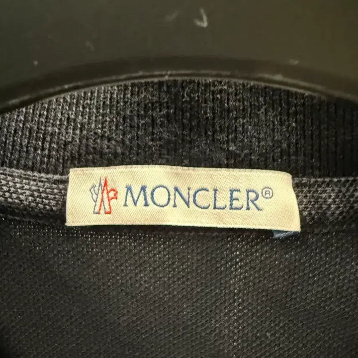 [BUNJANG] Moncler Logo Polo Shirt Black L / 몽클레어 정품 로고 폴로 셔츠 블랙 L