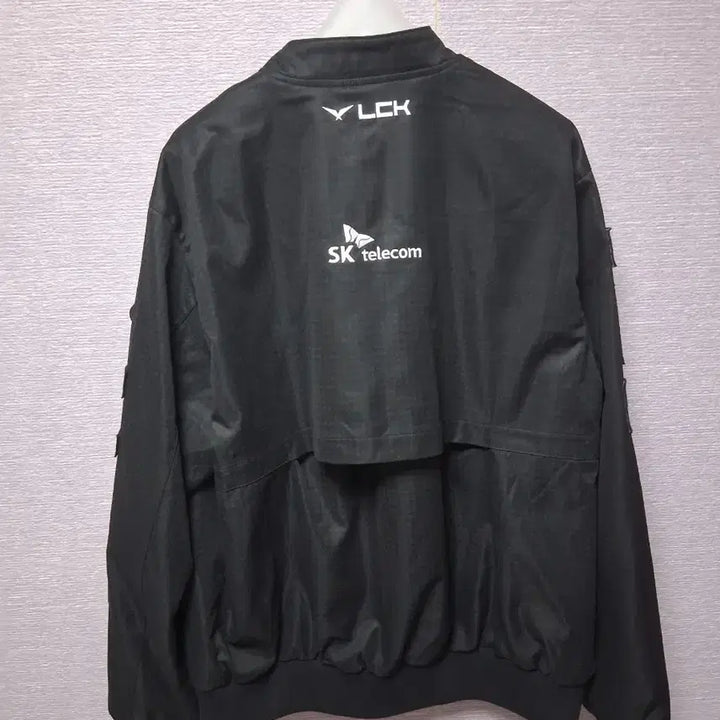 [BUNJANG] T1 Worlds 5-Star Uniform Jumper / 2025 T1 월즈 5성 유니폼 점퍼