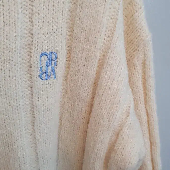 [BUNJANG] Grove Soft Knit Sweater / 그로브 소프트니트 프리사이즈
