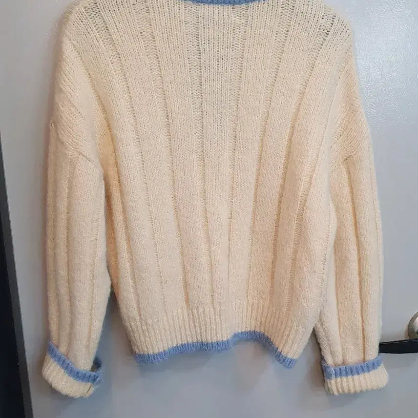 [BUNJANG] Grove Soft Knit Sweater / 그로브 소프트니트 프리사이즈