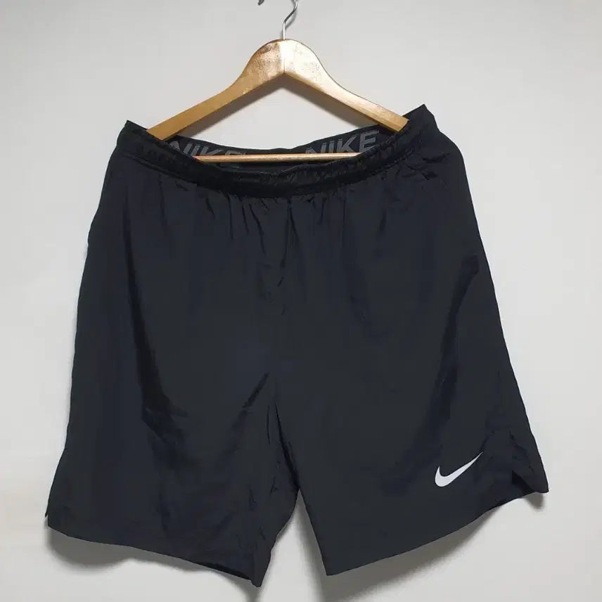 [SOLD OUT] 나이키 드라이핏 기능성 반바지 XL사이즈 허리32~34