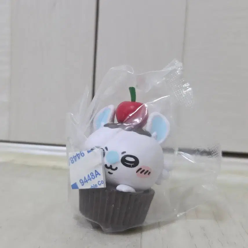 [BUNJANG] Munjakgwi Momongga Random Figure / 먼작귀 모니터 랜덤 피규어 모몽가