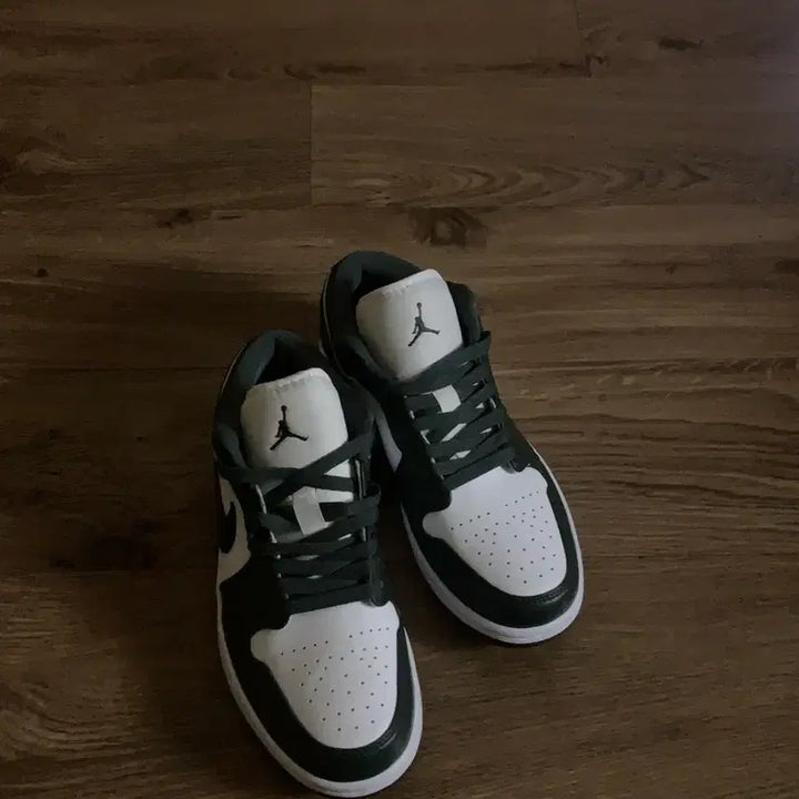 [BUNJANG] Nike Air Jordan 265 Sneakers / 나이키 에어 조던 265