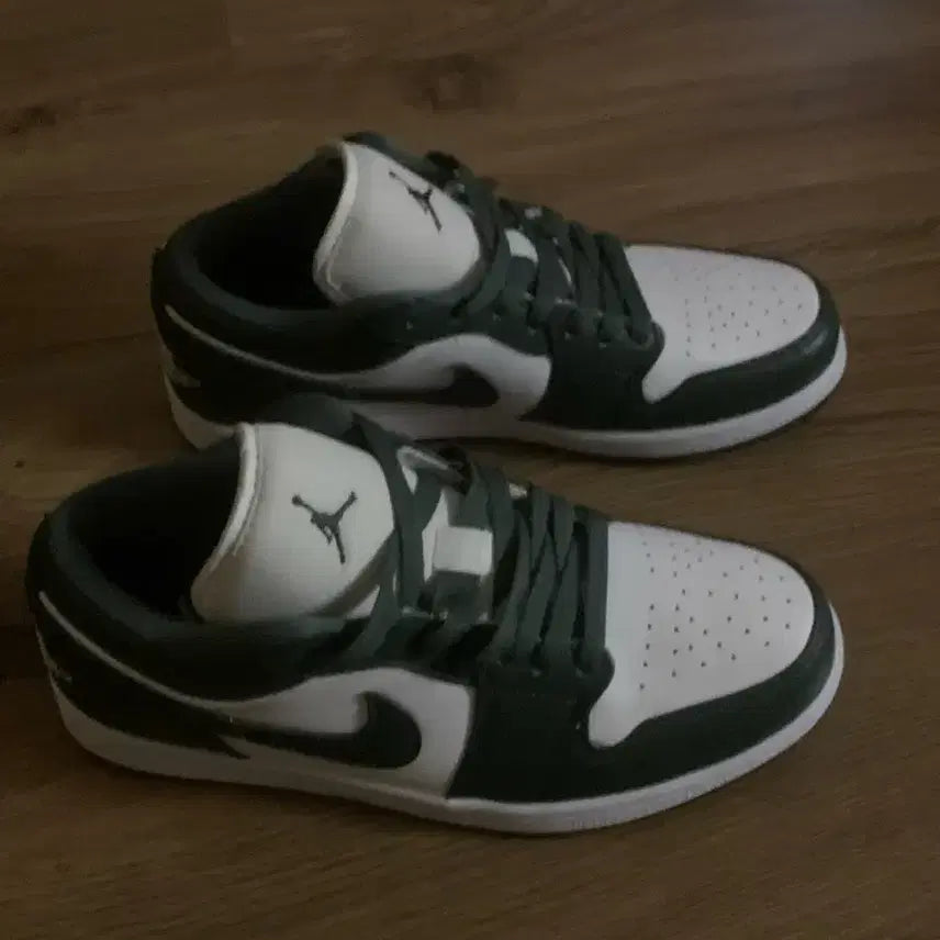 [BUNJANG] Nike Air Jordan 265 Sneakers / 나이키 에어 조던 265