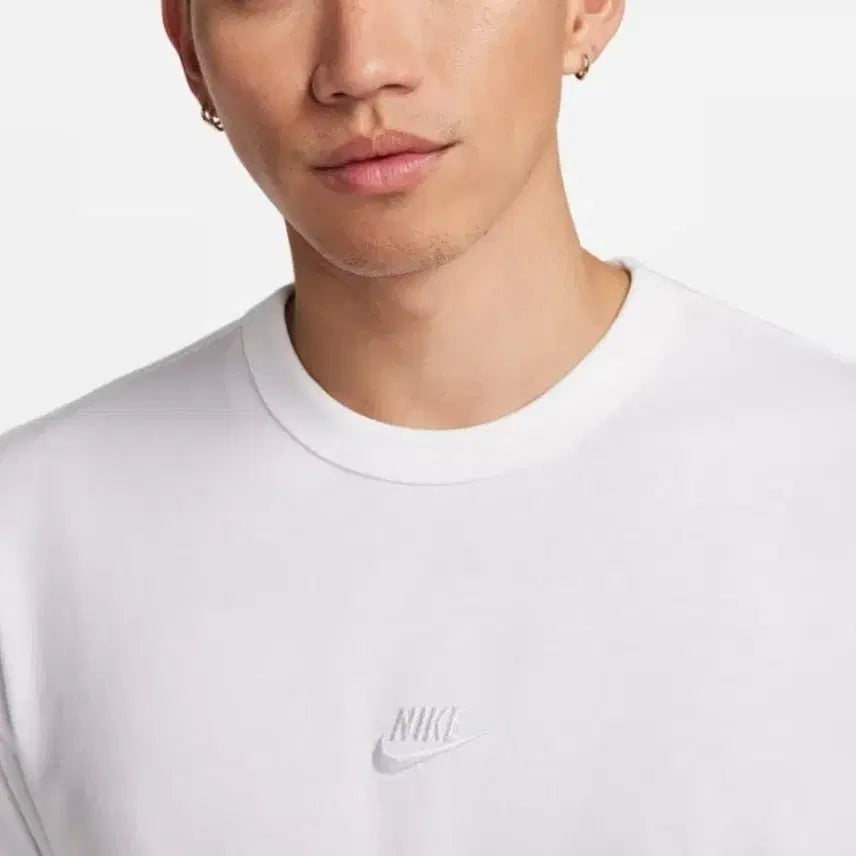 [BUNJANG] Nike Premium Essential Short Sleeve T-shirt (XL) / (새제품)나이키 프리미엄 에센셜 반팔 티셔츠 105(XL)사이즈 팔아요