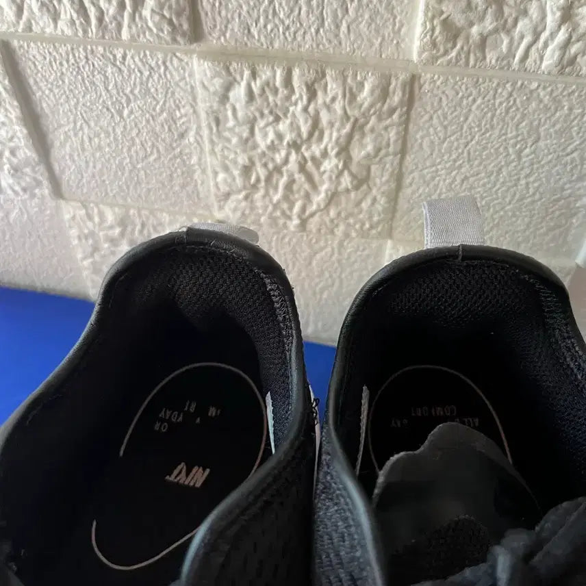 [BUNJANG] Nike Sneakers (Size 270) / 나이키 운동화