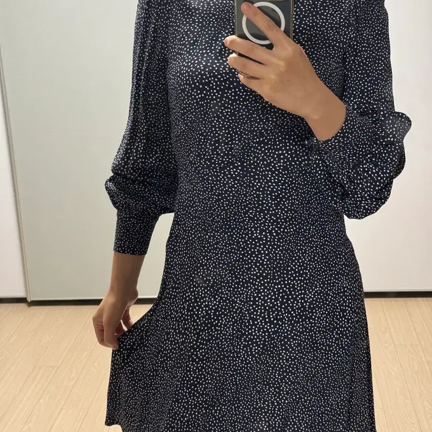 [BUNJANG] And Other Stories Square Dot Pattern Mini Dress / 앤아더스토리즈 사각 도트 패턴 원피스