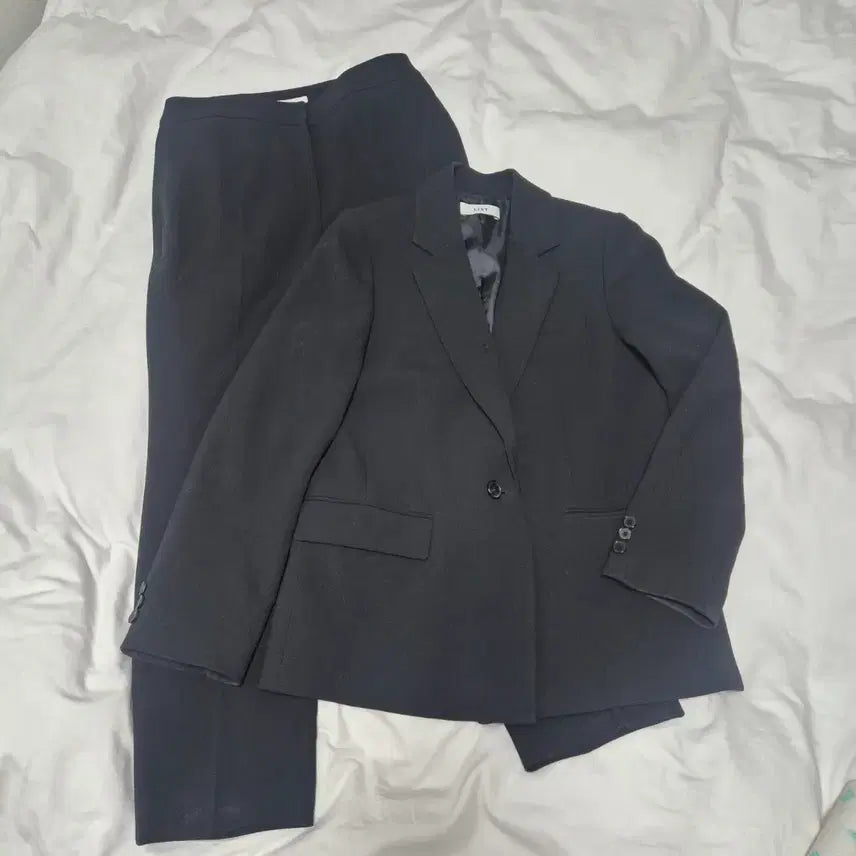 [BUNJANG] LIST Winter Formal Suit Set / 리스트 LIST 겨울 정장 셋업(자켓 1 바지 2)