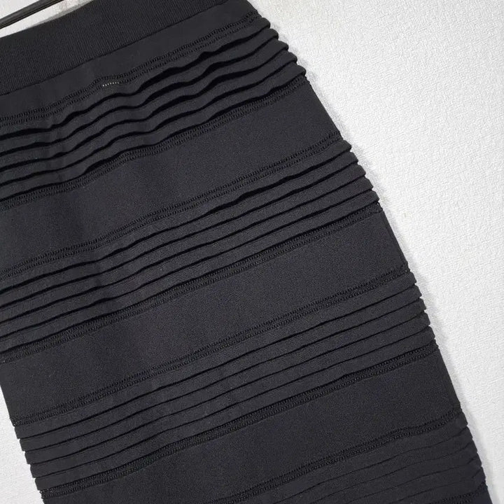 [BUNJANG] Burberry Rayon Banding Knit Skirt S / 버버리 레이온 밴딩 니트스커트 S