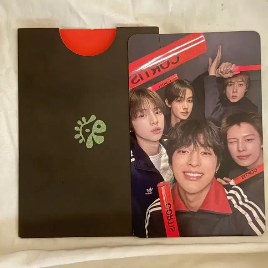 [SOLD OUT] 코르티스 redred 릴리즈파티 공방 포카